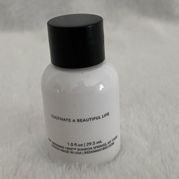 🎉 5 for $25 🎉 Beekman 1802 Pure Goat Milk Lotion for Hand & Body Travel Size - Picture 3 of 6